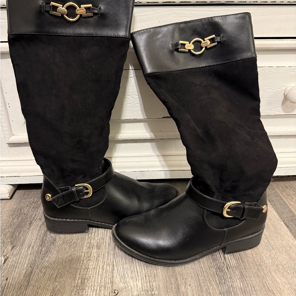 London Fog Black and Gold Heeled Boots